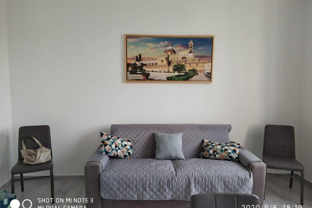 Home Sweet Home Appartamento Ricco Di Comfort パレルモ エクステリア 写真